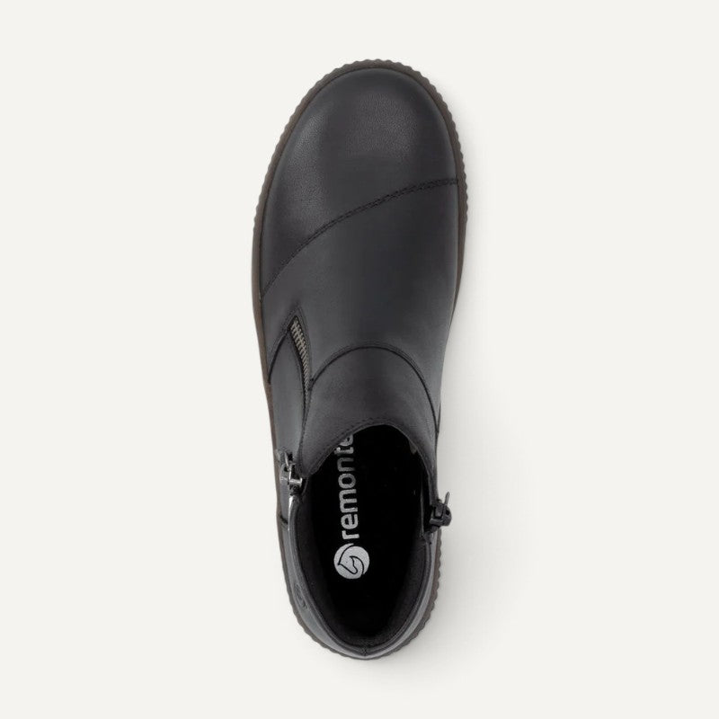 Maditta 83 Black